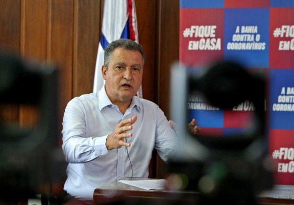 ‘Quando um não quer, dois não brigam’, diz Rui sobre má relação com Colbert Martins