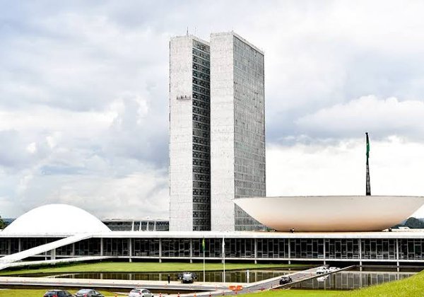 Seis parlamentares baianos aparecem na lista dos ‘cabeças’ do Congresso