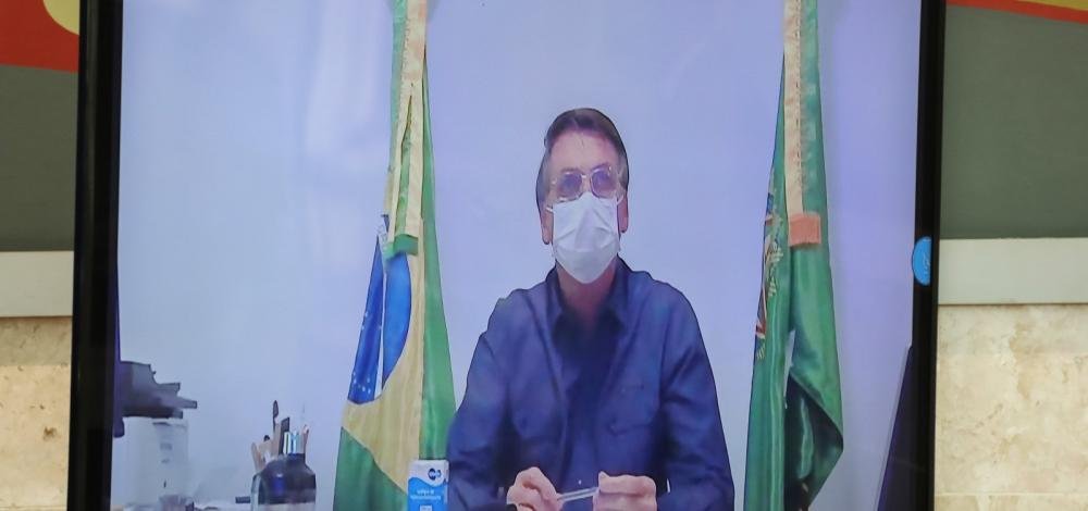 Sem provas, Bolsonaro diz que indígenas e caboclos causam 'parte considerável' do desmatamento