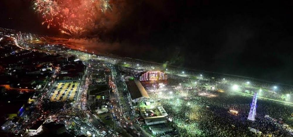 ACM Neto diz que ‘muito provavelmente’ vai suspender Réveillon e outras festas do Verão