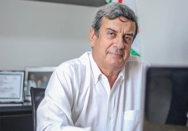 Prefeito diz que não há previsão para retorno das aulas: ‘Isso me angustia”