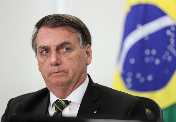 Avaliação de Bolsonaro cai entre quem tem ensino superior, diz pesquisa