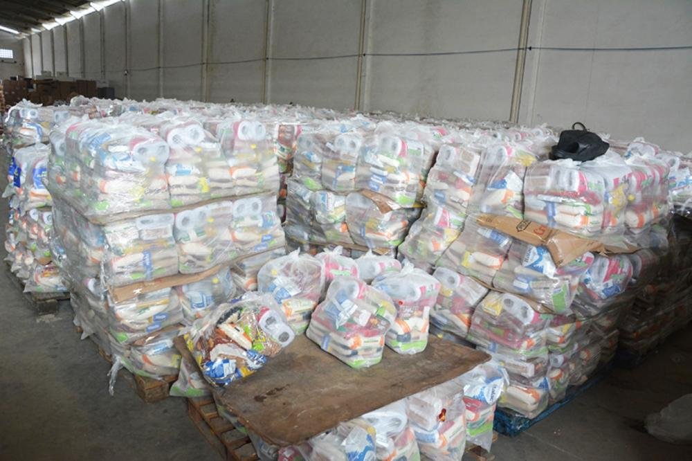 Prefeitura de Feira já distribuiu mais de 12 mil cestas básicas durante a pandemia