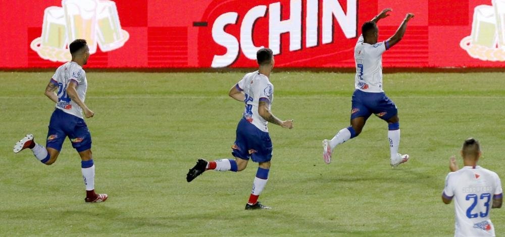 Bahia goleia o Náutico por 4 a 1 no retorno do Nordestão