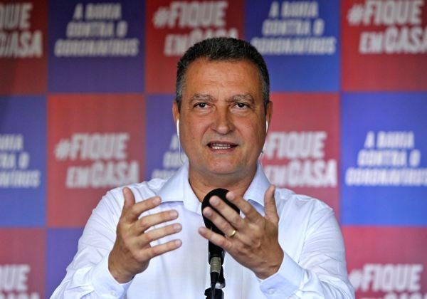 Rui classifica distribuição de cloroquina por políticos como ‘moeda eleitoral’