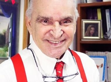 Quadro clínico de Elsimar Coutinho permanece grave, informa Hospital Aliança