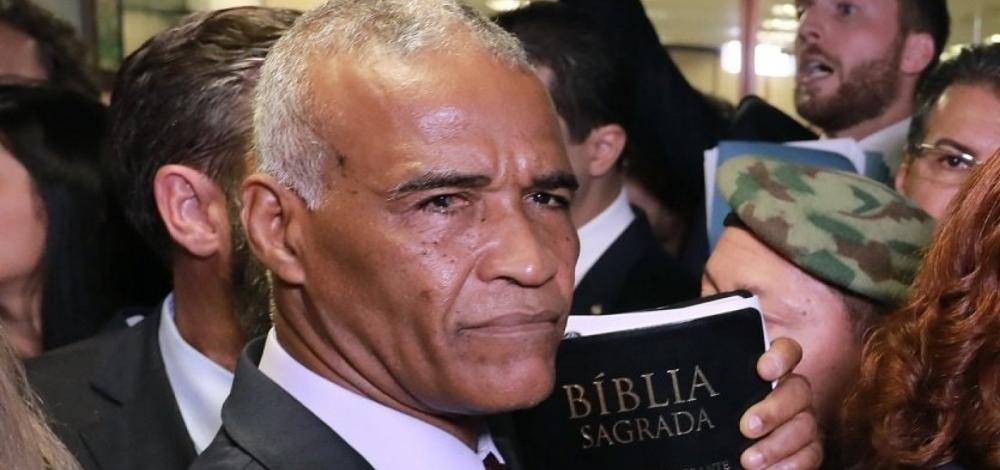 Isidório diz que 'falava sério' sobre interlocução com Bolsonaro