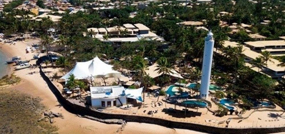 Após 4 meses, restaurantes e parques temáticos de Mata de São João abrem no sábado