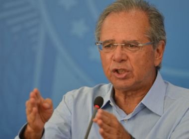 Aliados de Guedes garantem que ele não vai deixar o governo agora, diz coluna