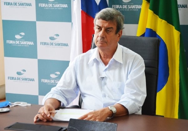 Pichação chama Colbert de assassino e prefeito rebate: ‘Jogo sujo’