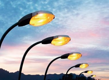 Feira: Consórcio arremata leilão e vai gerir iluminação pública por 13 anos