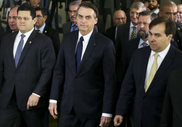 Em meio à trégua com Bolsonaro, avaliação do Congresso piora, aponta Datafolha