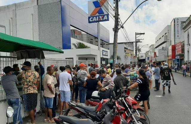 Caixa abrirá 770 agências neste sábado das 8h às 12h
