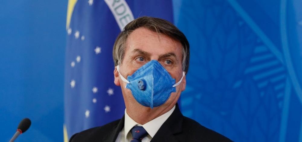 Com 113 mil mortes, Bolsonaro promove evento 'Brasil vencendo a Covid-19'