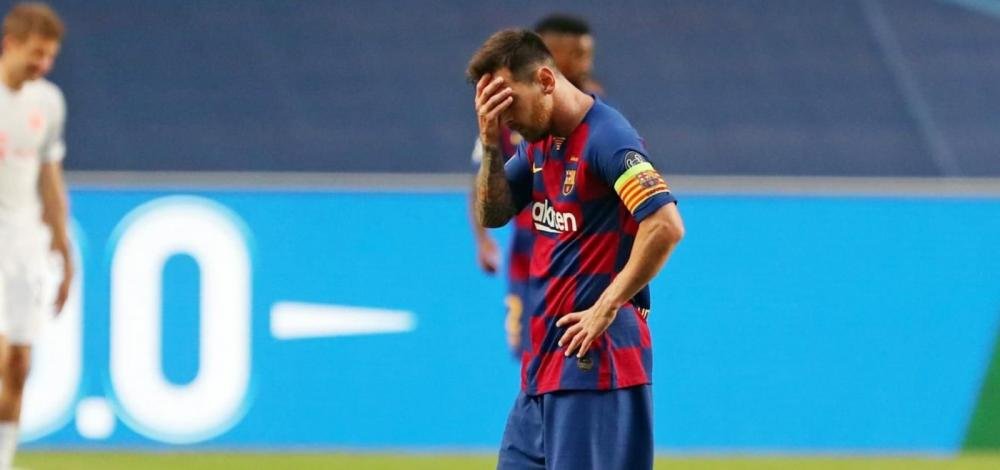 Messi anuncia que vai ficar no Barcelona