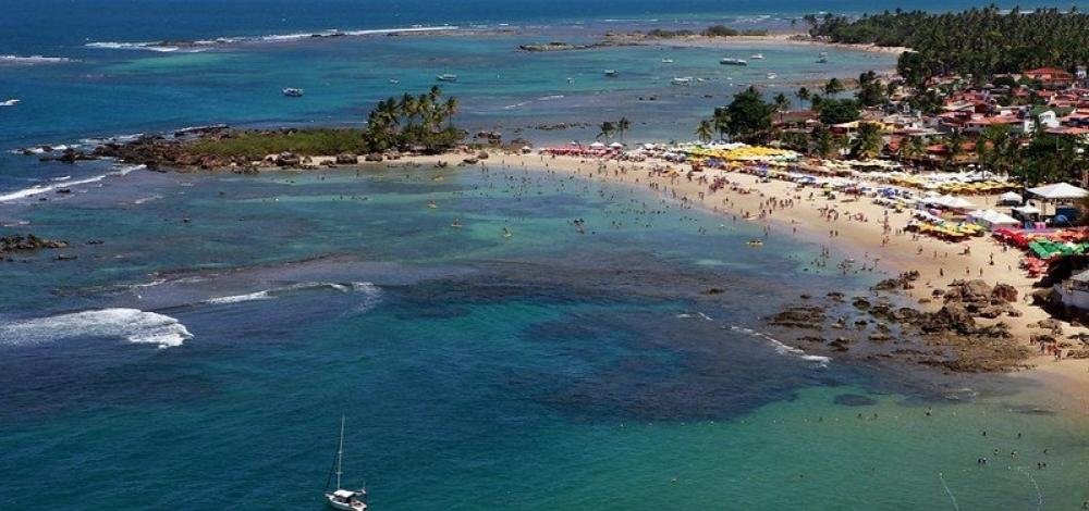 Morro de São Paulo tem final de semana lotado após reabertura