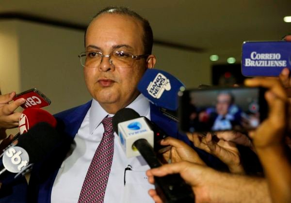 13 dos 27 governadores brasileiros já foram infectados pelo coronavírus