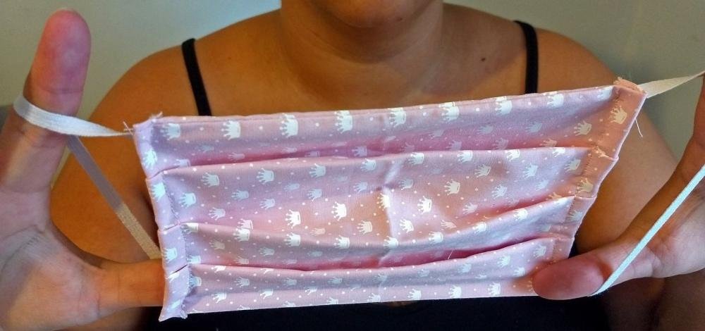 Bahia já distribuiu mais de 8,2 milhões de máscaras artesanais para população