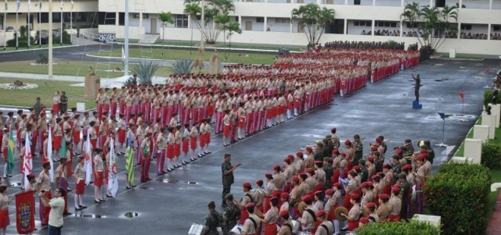 Colégios Militares recebem orientação para retornar às aulas no dia 21