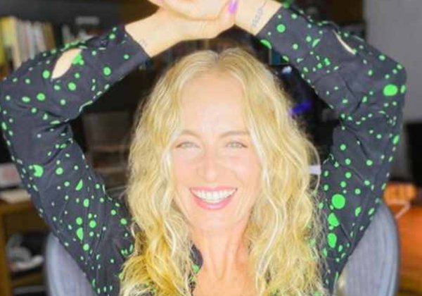 Angélica volta a defender o uso de vibrador em entrevista: ‘É vida’