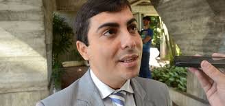 Marcell Moraes participa de aglomeração em Vitória da Conquista e é visto sem máscara