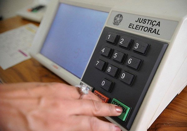 TSE vai testar sistema de votação pela internet
