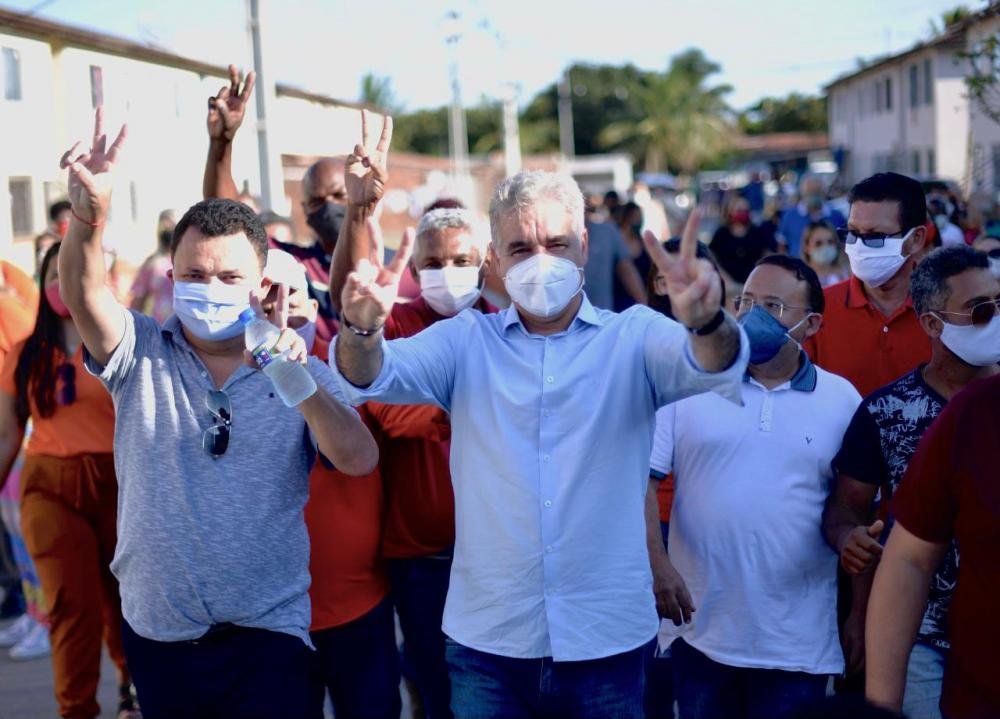 Zé Neto inicia disputa pela Prefeitura de Feira dialogando com moradores do MCMV Asa Branca