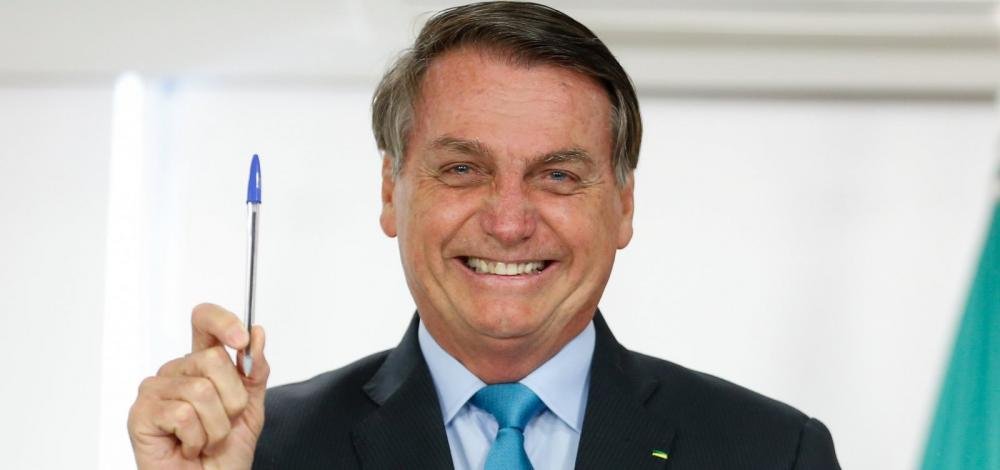 Governo Bolsonaro quer acabar com aumento real de piso salarial de professor