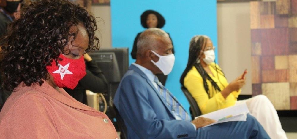 Candidatos da base de Rui propõem que outros postulantes assinem documento para realizar mais debates