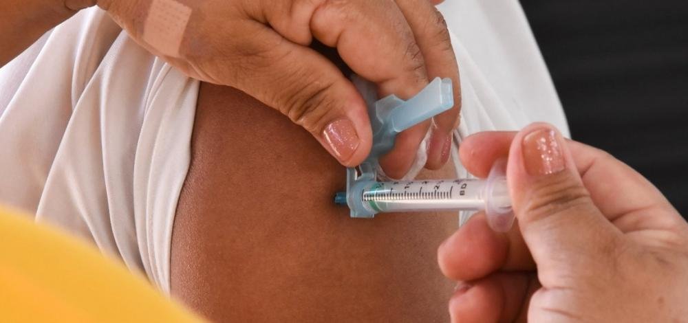 Pfizer diz que primeira vacina para Covid-19 é 90% eficiente