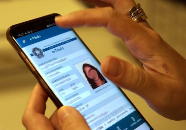 Veja como se proteger da Covid-19 durante a votação deste domingo (15)