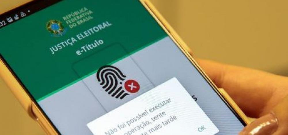 Presidente do TSE avisa que quem não conseguiu justificar voto pelo App pode fazer nesta segunda