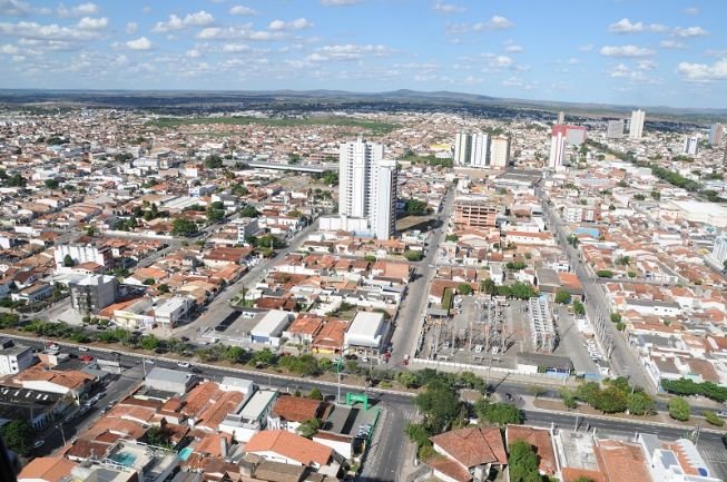 Prefeitura de Feira de Santana abre 20 vagas em processo seletivo