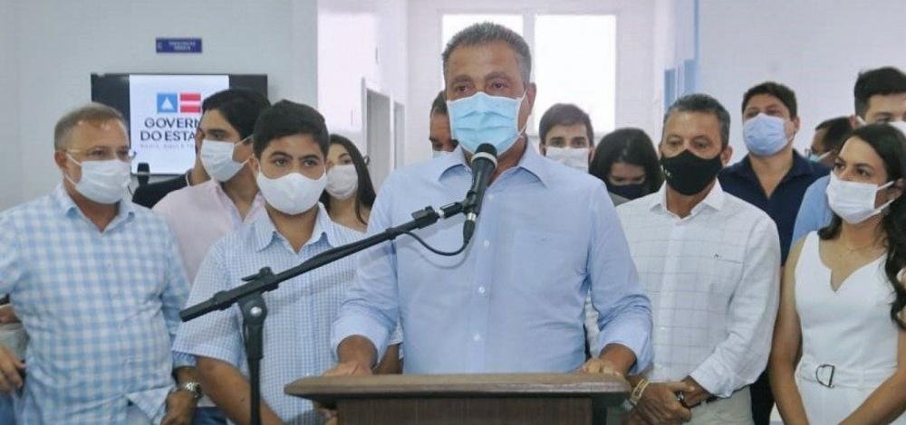 Sem vacina, governo pode vetar festas de Réveillon e Carnaval, diz Rui