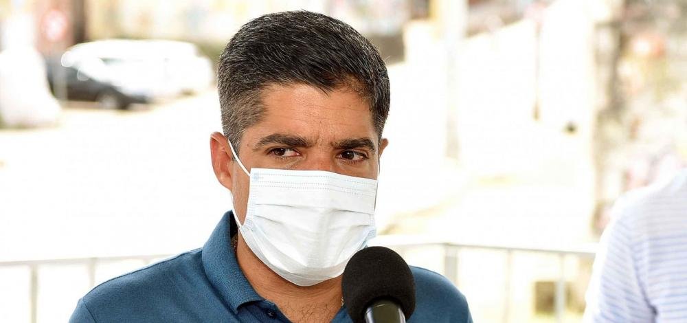 Após aglomerações, ACM Neto diz que 'não tivemos nenhuma imagem assustadora' no Porto da Barra