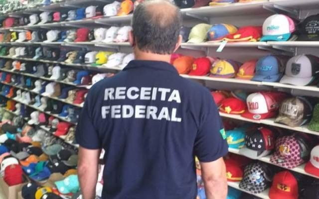 Dez mil itens falsificados são apreendidos por Receita Federal em Feira de Santana