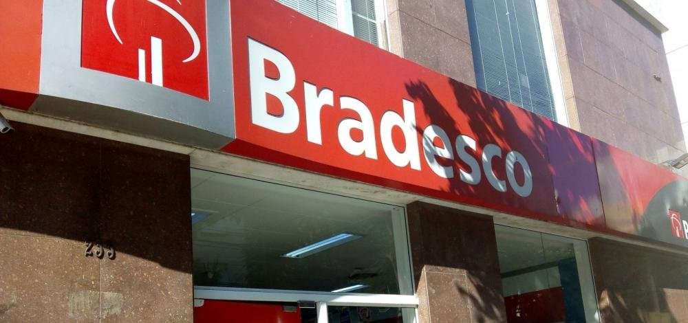 Mesmo com lucro, Bradesco demite mais de 200 funcionários baianos durante pandemia da Covid-19
