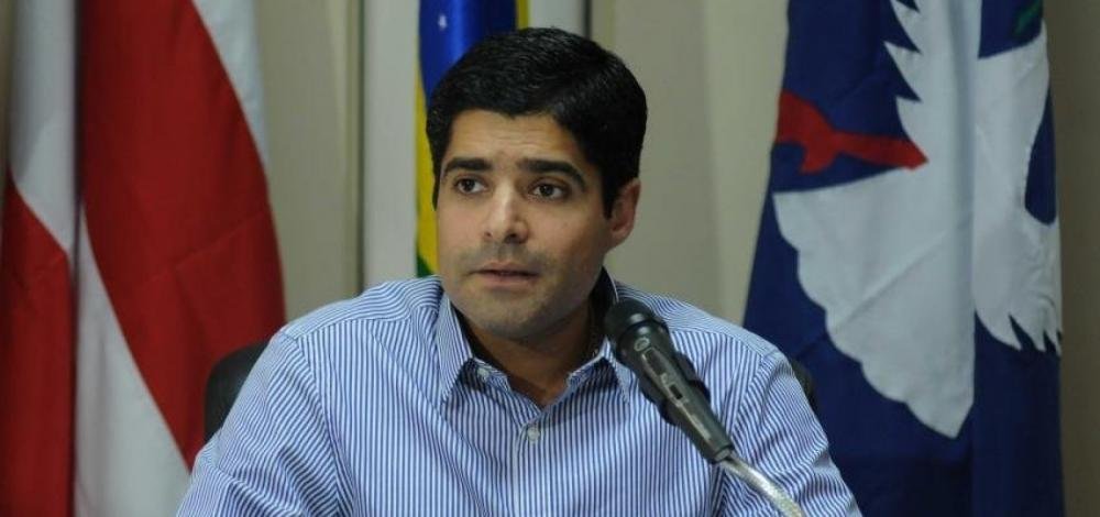 ACM Neto afirma que Bolsonaro não tem apoio atual do DEM