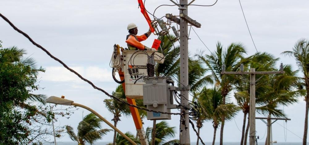 Conta de luz fica mais cara a partir desta terça, decide Aneel