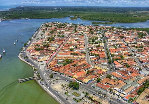 Porto Seguro desautoriza megaeventos de Réveillon, mas libera festas para até 200 pessoas