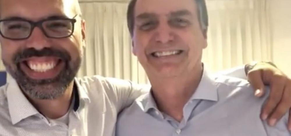 Youtubers bolsonaristas recebem informações privilegiadas do Planalto e ganham R$ 100 mil mensais