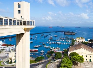 Com festas canceladas, governo da Bahia busca alternativas seguras para turismo na pandemia