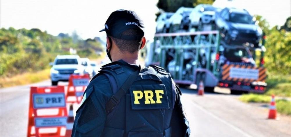 Festas de fim de ano: PRF intensifica fiscalização nas rodovias baianas