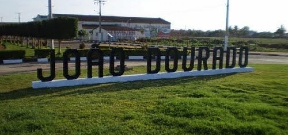 Vice-prefeita eleita em João Dourado tem candidatura impugnada pelo TSE; decisão impede posse de prefeito