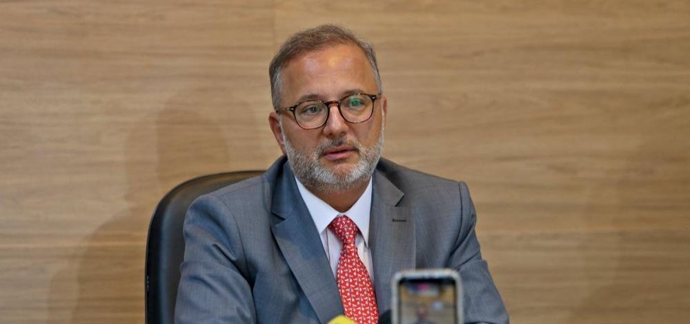 Taxa de internação hospitalar por Covid-19 possui tendência de queda