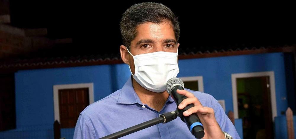 Neto cobra que Ford 'passe por um grande constrangimento' após fechamento de fábrica na Bahia