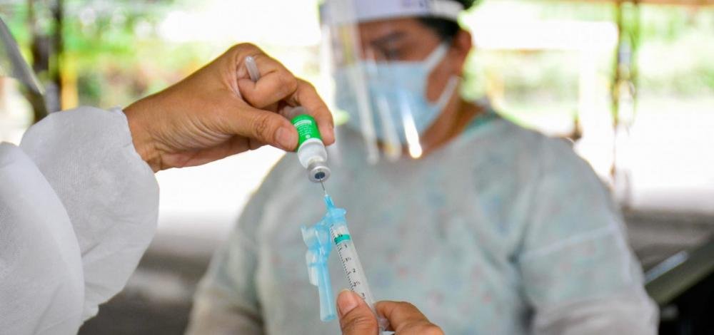 Covid-19: 2,05 milhões foram vacinados em 26 estados e DF, aponta consórcio de veículos de imprensa