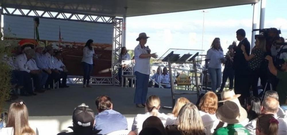 Ministra da Agricultura afirma que recebeu “injeção de ânimo” na Bahia