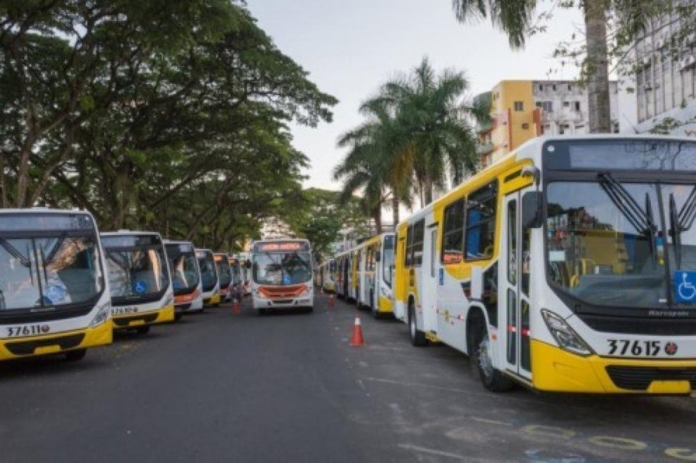 Ônibus do transporte público de Itabuna voltam a circular após quase 11 meses parados